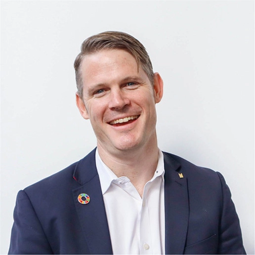 James Billing, Director General del Grand Millennium Auckland