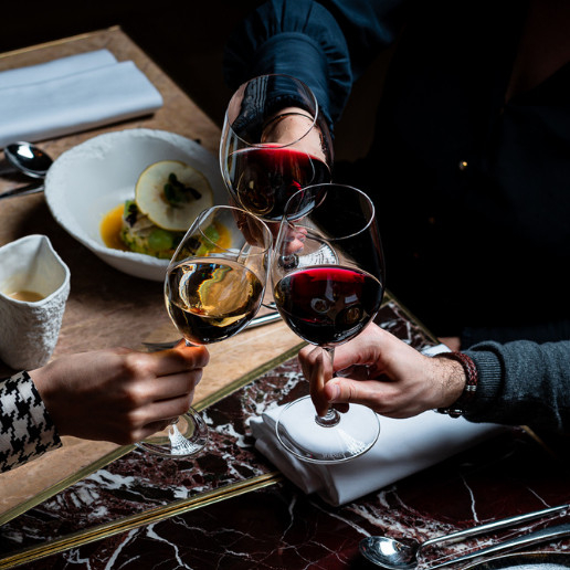 Déjeuner ou dîner d’équipe original proposés par Dans le Noir ?