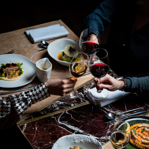 Repas d’équipe convivial et insolite au restaurant Dans le Noir ?