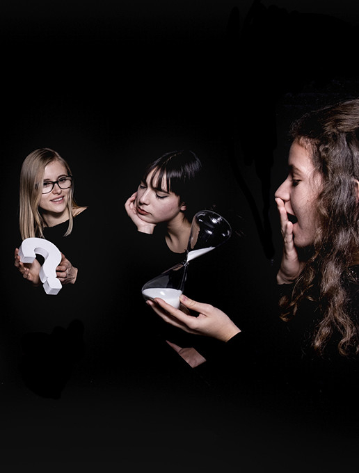 Équipe partageant un moment dans l’escape game Dans le Noir ? Paris